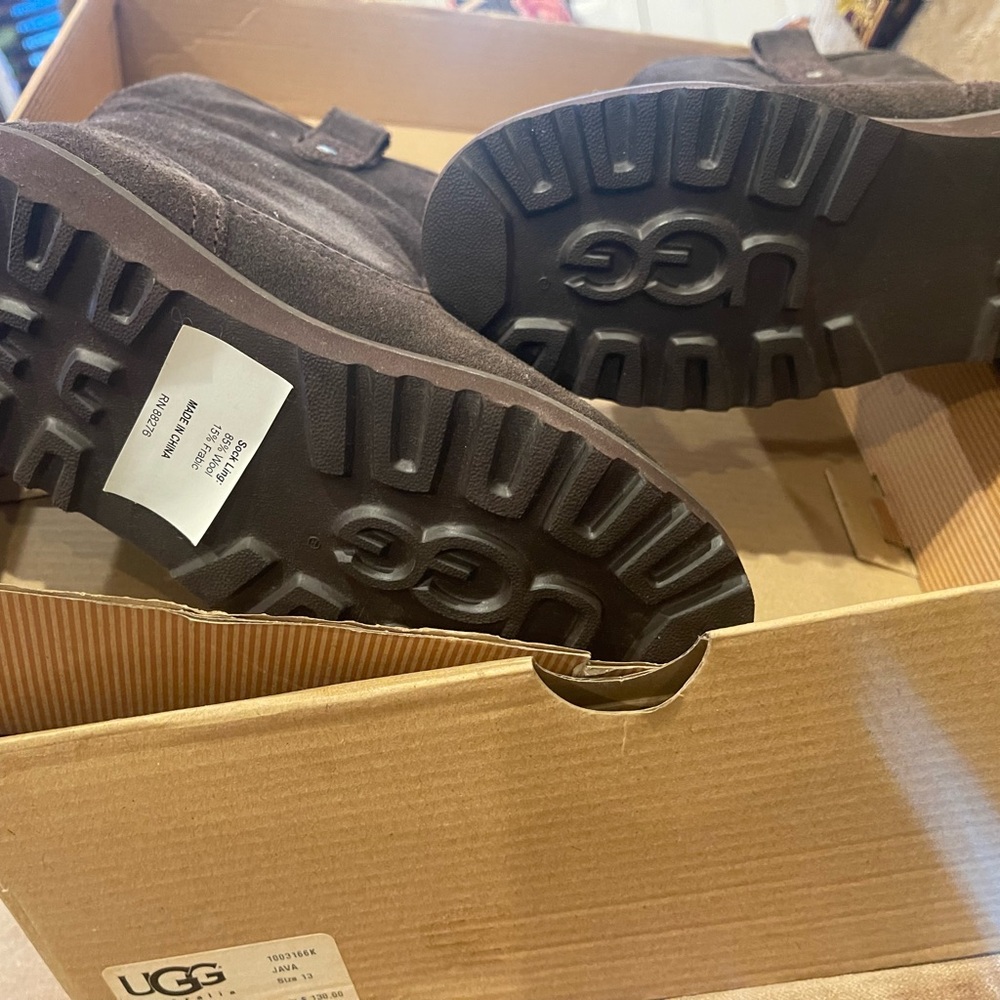UGG boots - Picture 4 of 7